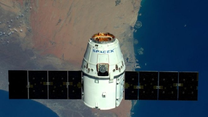 SpaceX aims to launch internet from space